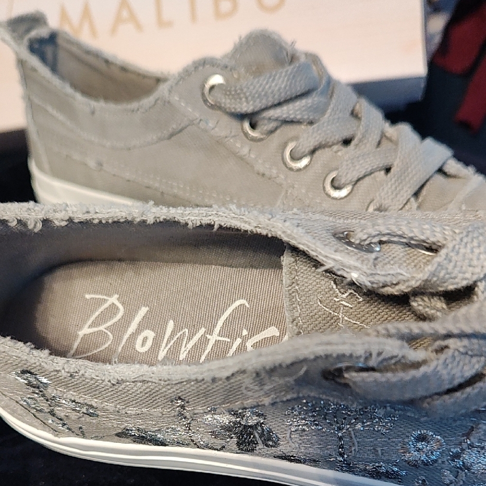 Blowfish Silver and Gray Women's Sneakers - Picture 2 of 11